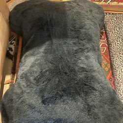 Dog Bed Fur Bone Shape Black 27”x40” If Shipping, Will Only Send Cover Not Insert.