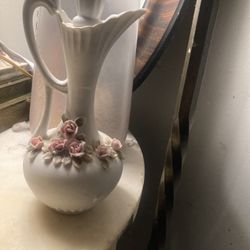 Vintage 1960s Vanity Dresser-bottle W/ Handle