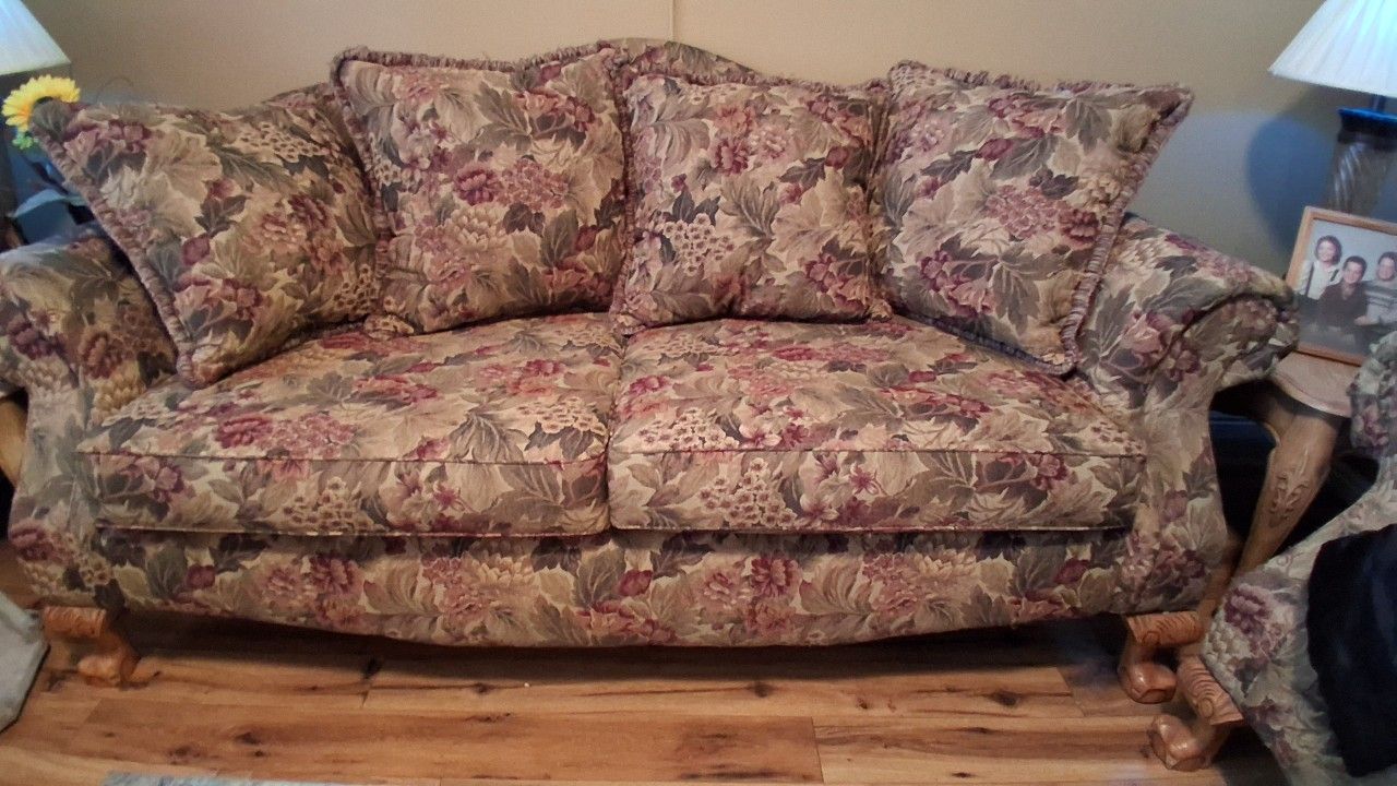 Couch Set