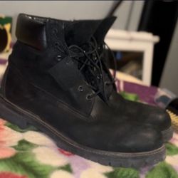 Size 11 Black Timberlands