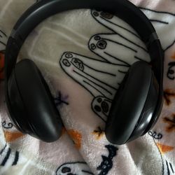 Beats Headphones Studios Pro 