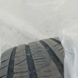 275/40r21  Pirelli Scorpion 