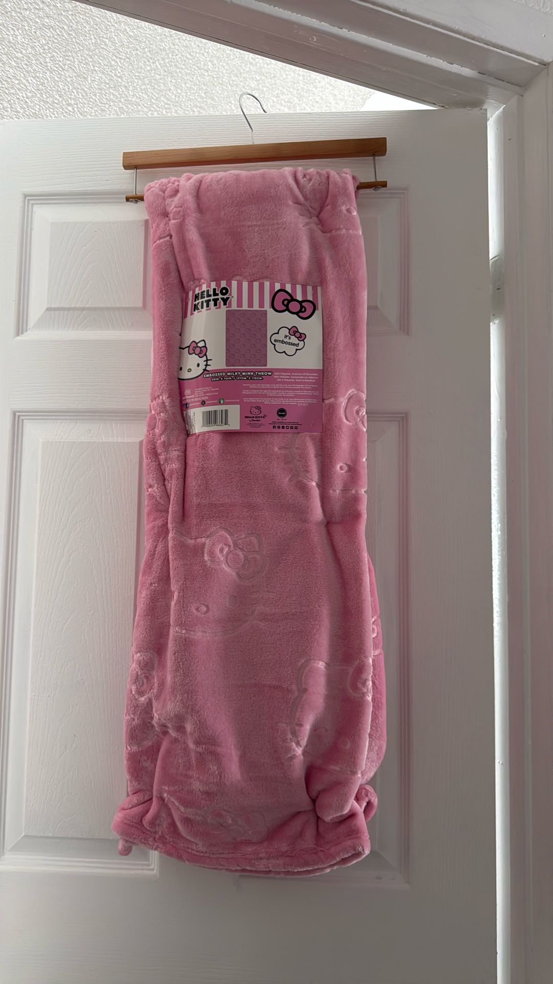 Hello Kitty Blanket