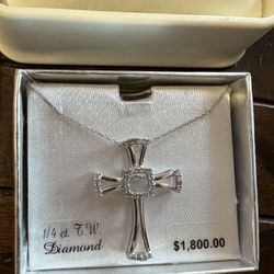Real Diamond 1/4ct /  10k White Gold Pendent /chain 