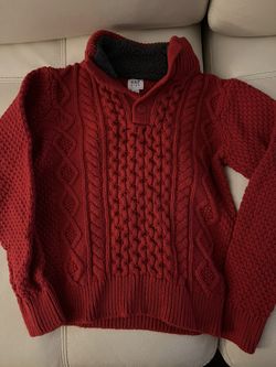 Boy Gaps Red Top