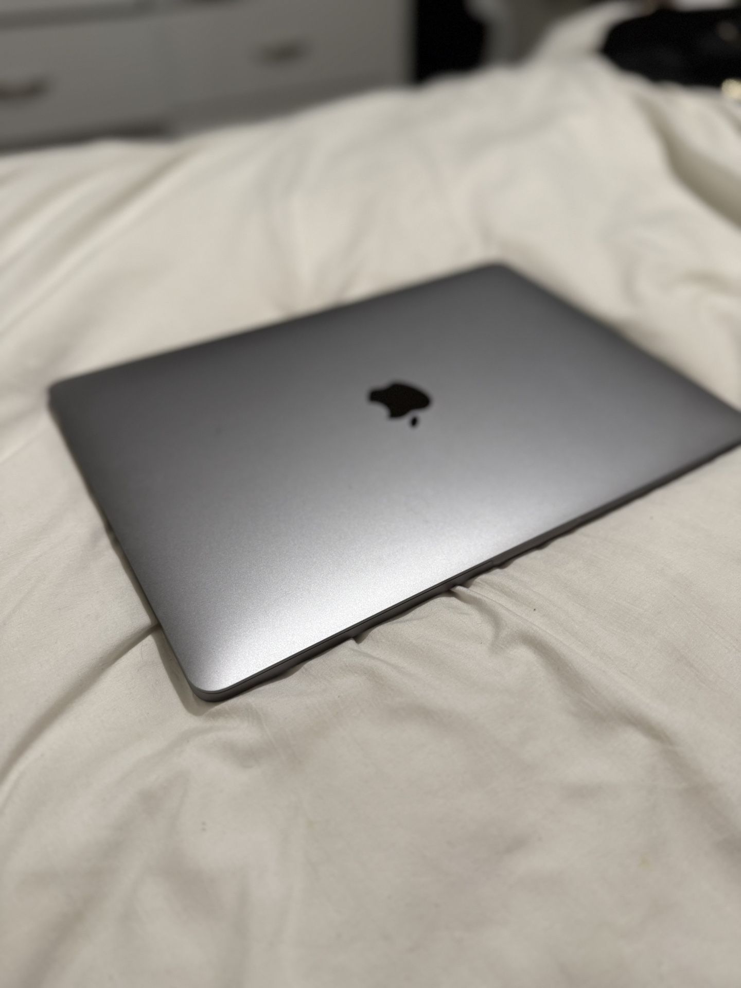 2022 Apple MacBook Pro Laptop with M2 chip: 13-inch Retina Display, 8GB RAM, 256GB SSD Storage, Touch Bar, Backlit Keyboard, FaceTime HD