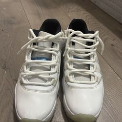 Jordan  11 Legend Blues Low