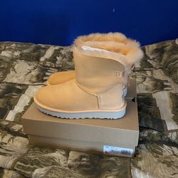 Women’s UGG Boots 