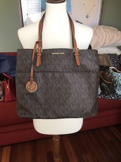   Michael Kors bags great condition