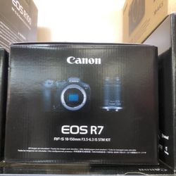 Canon EOS R7 Mirrorless Camera With 18-150mm Lens Kit Brand New