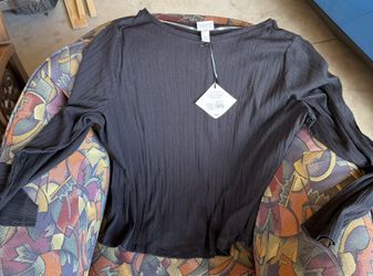 Woman’s Black Lightweight Sweater Size 3X from Target