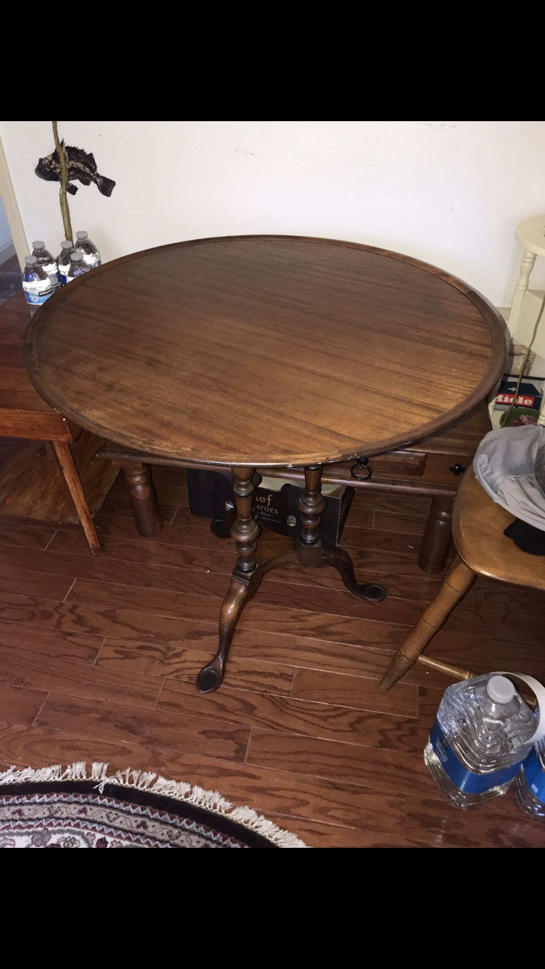 ANTIQUE FOLDING TABLE-A real space saver