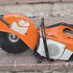 Stihl—TS420-Concrete saw