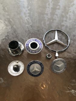 Mercedes Hood Logo (Used)