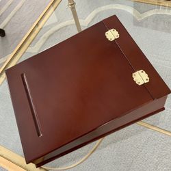 Vintage Wooden Keepsake Box