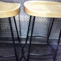 Solid  Handsome Bar Stools