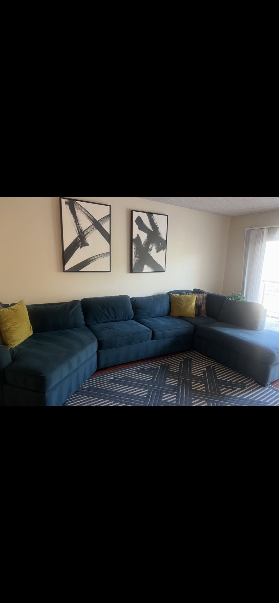Sectional Sofa With Rug