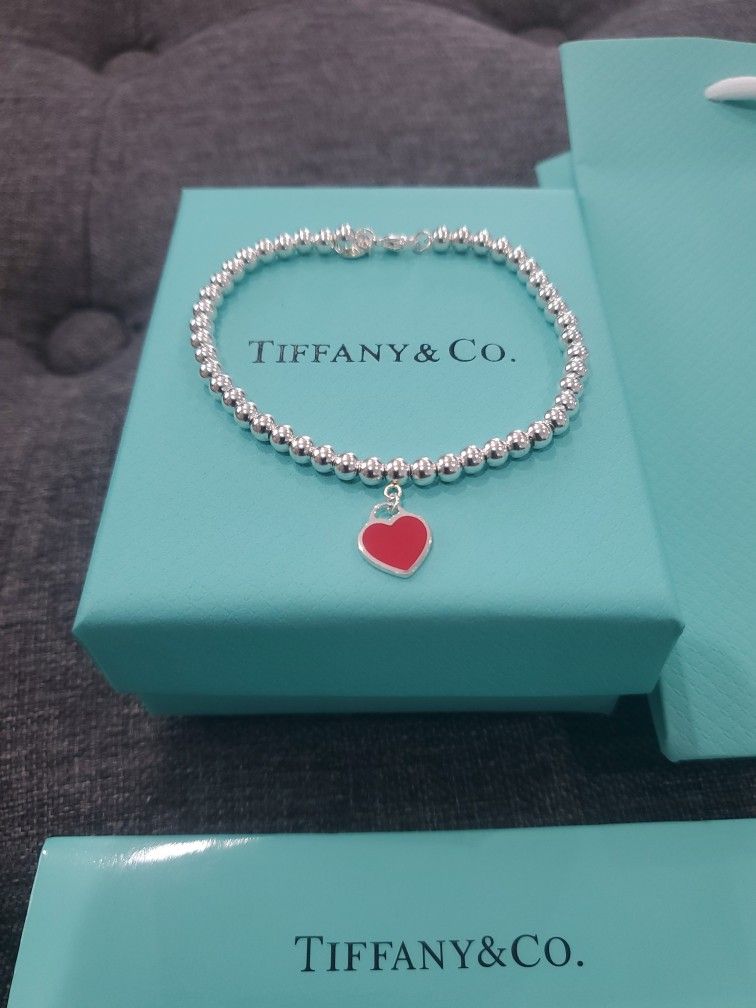 Tiffany & Co 4mm Bead Bracelet Red Heart