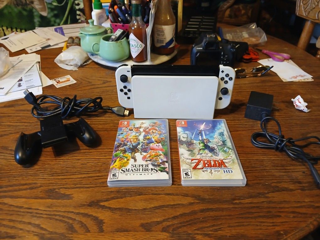 Nintendo SWITCH OLED