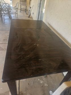 Dinning table FREE