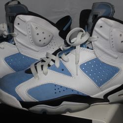 Jordan 6’s Retro UNC University Blue Size 10.5b