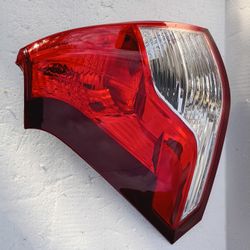 2012---2014 Honda Crv LH Tail Light 