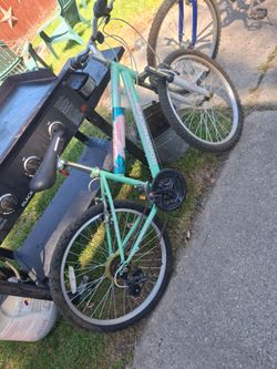Two shcwinn bikes and 1 huffy all 3 for125,00