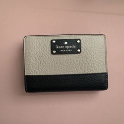 Kate Spade Black/Beige Wallet