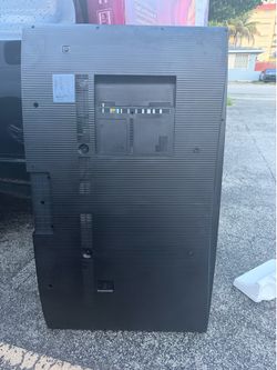 Samsung TV 50” prende y se apaga