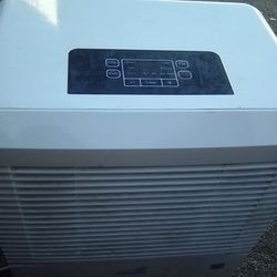 Dehumidifier 