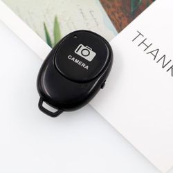 Bluetooth Selfie Wireless Phone Camera Remote Control for iPhone Samsung NEW CONDITION