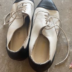 Womens shoes Size 9.5