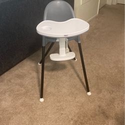HIGH CHAIR