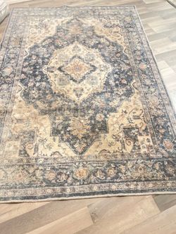 Area rug