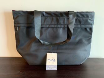 Black Tote Bag (20”x13.5”x7”)