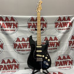 Fender Player II Stratocaster Maple Fingerboard Limited-Edition Electric Guitar Black Made In Mexico 11054613