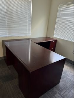 Office Desk