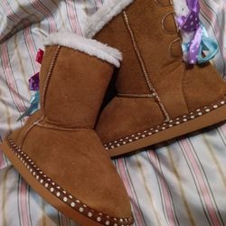 New girl boots size 1/3 $45
