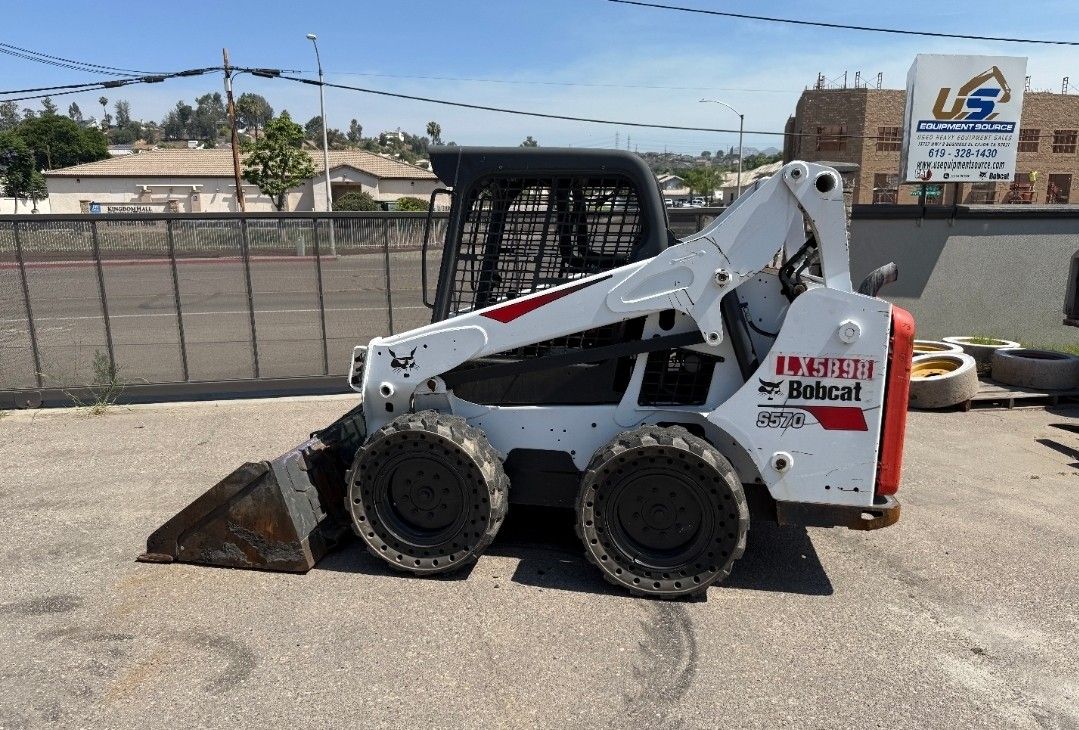 2018 Bobcat S570 Skid Steer
