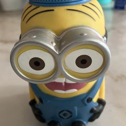 Minion Water Jug 32oz Souvenir Universal Studios