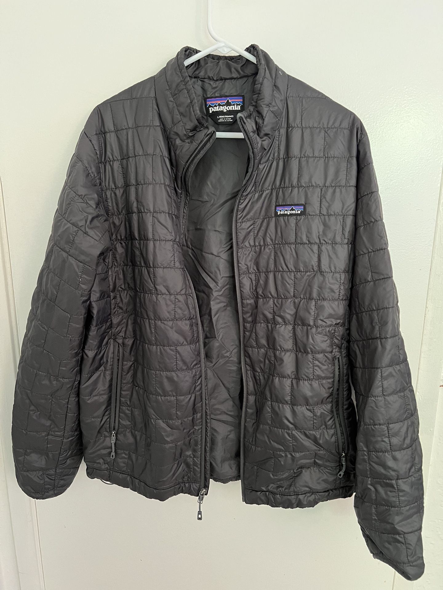 Patagonia Men’s Nano Puff Jacket Forge Grey Size Large