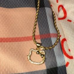 Small 18K Gold Filled Hello Kitty Pendant 