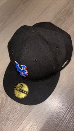 New era fitted hat
