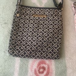 Tommy Hilfiger - Crossbody Purse