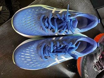 Asics Novablast running shoes
