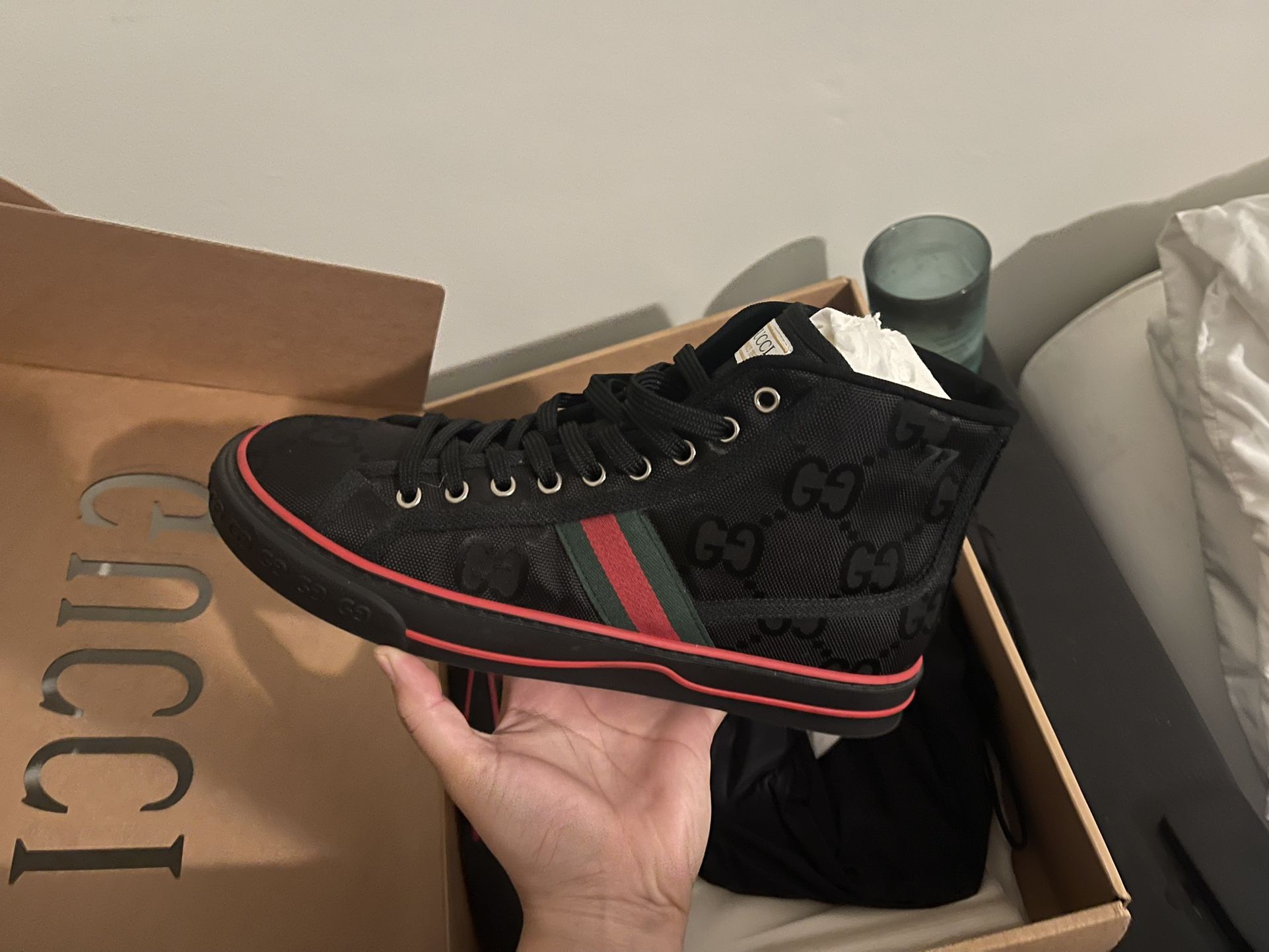 Gucci Shoes Size 9.5 
