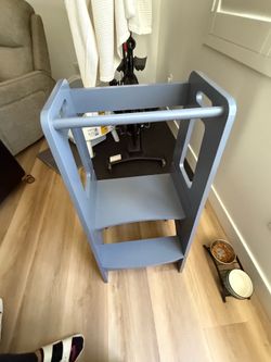 Toddler tower