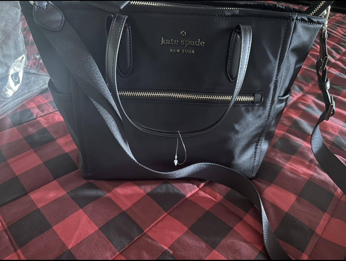 Kate Spade Purse Crossbody for Sale in Streamwood, IL - OfferUp