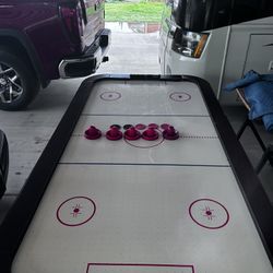 Air Hockey Table