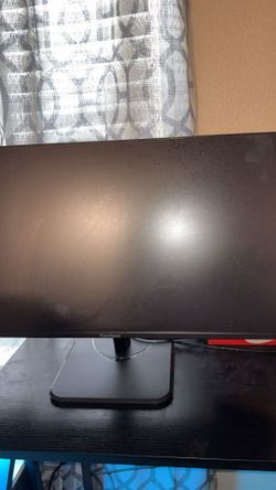 2 Monitors with keyboard and mouse